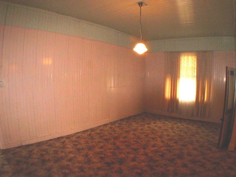 11 Ruth  St, Highgate Hill QLD 4101