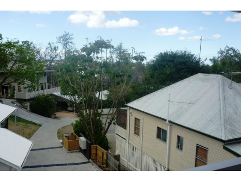 34 Belleview Pde, Paddington QLD 4064