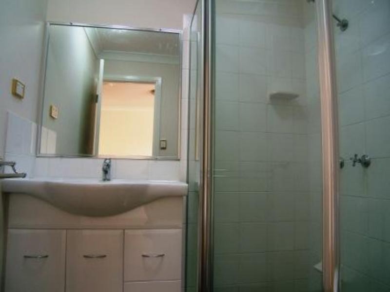 33 Derby  St, Coorparoo QLD 4151