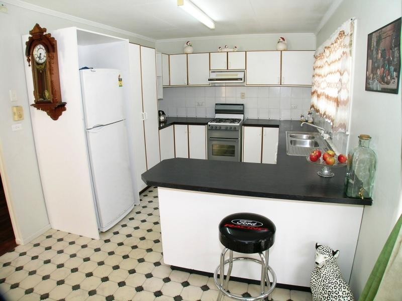 98 Dykes St, Mount Gravatt East QLD 4122