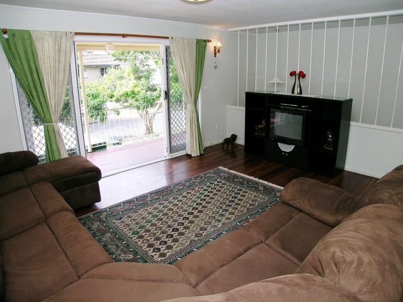 98 Dykes St, Mount Gravatt East QLD 4122