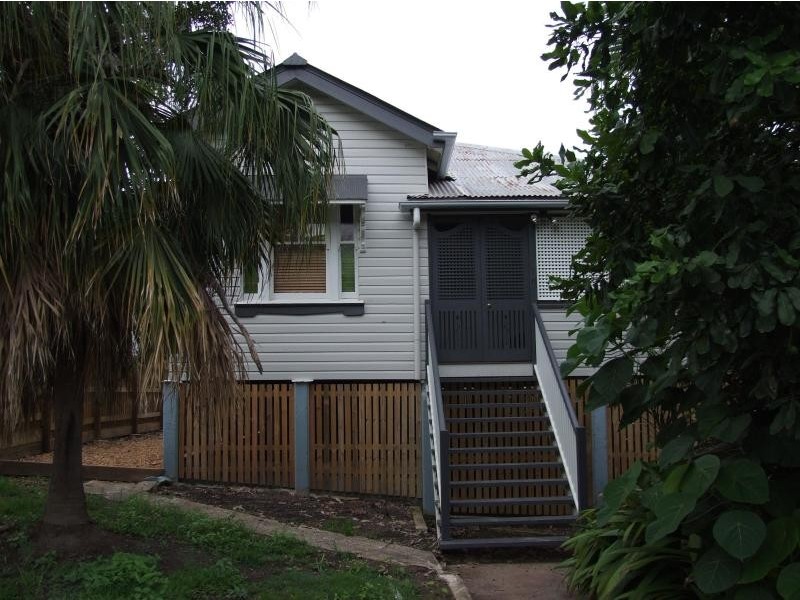 116 Mowbray Tce, East Brisbane QLD 4169