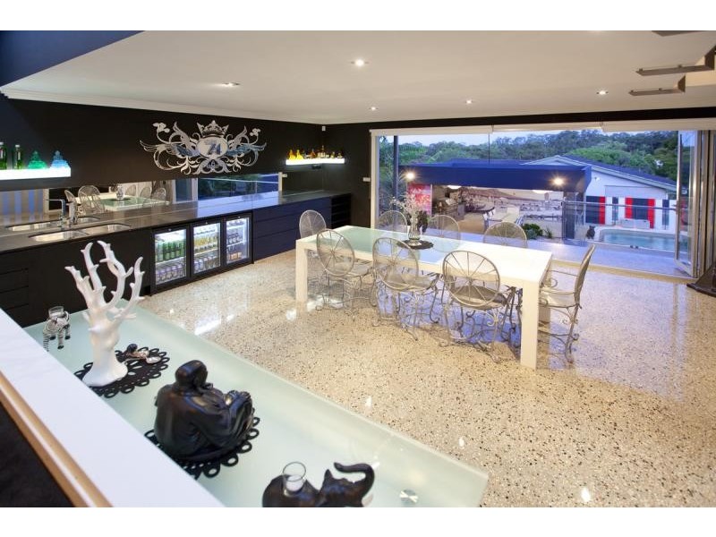 74 Tarragindi Rd, Tarragindi QLD 4121