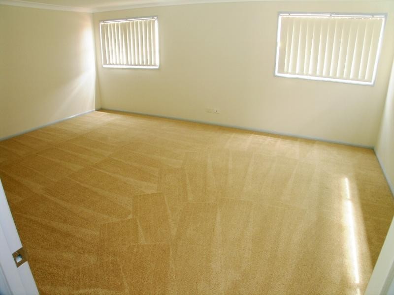 16 Estate Pl, Holland Park West QLD 4121