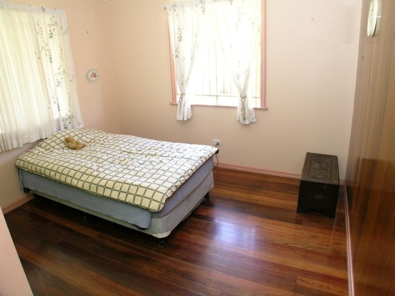 11 Frost St, Mount Gravatt East QLD 4122