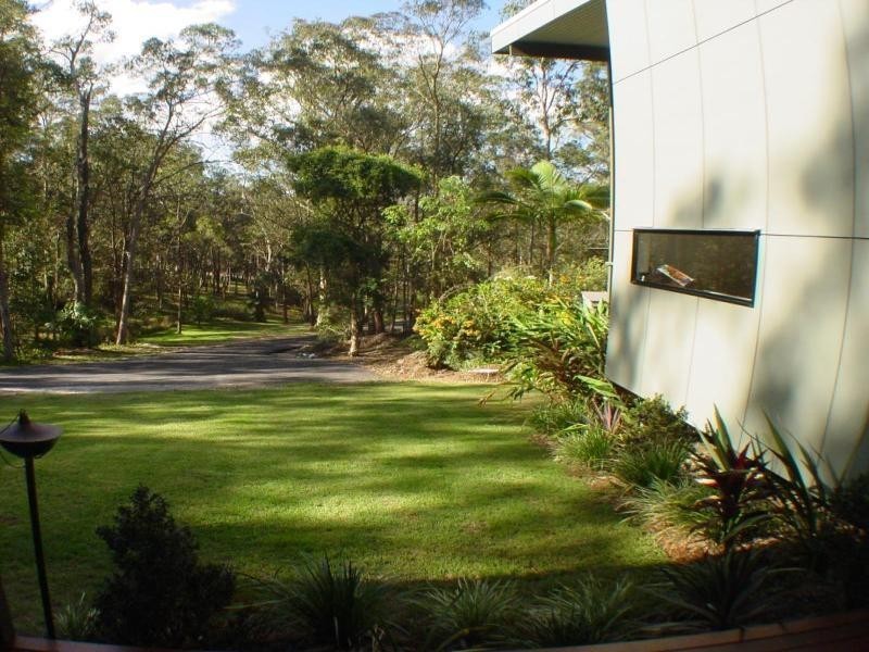 8 Brinawa St, Camp Hill QLD 4152