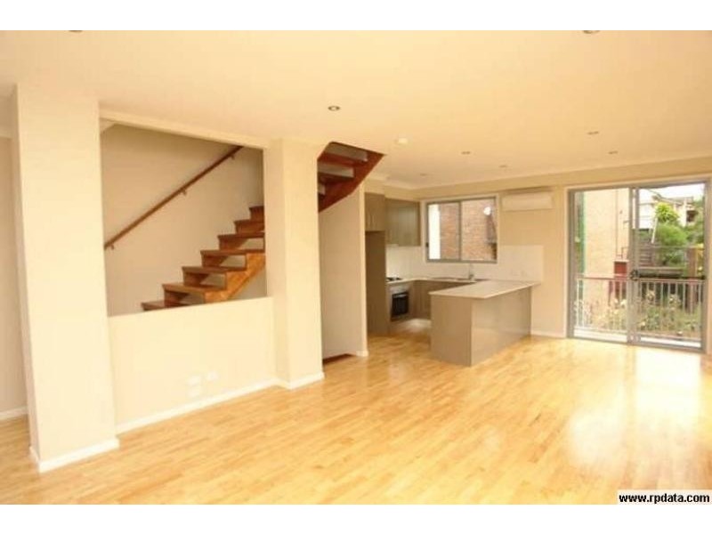 54 Grayson St, Morningside QLD 4170