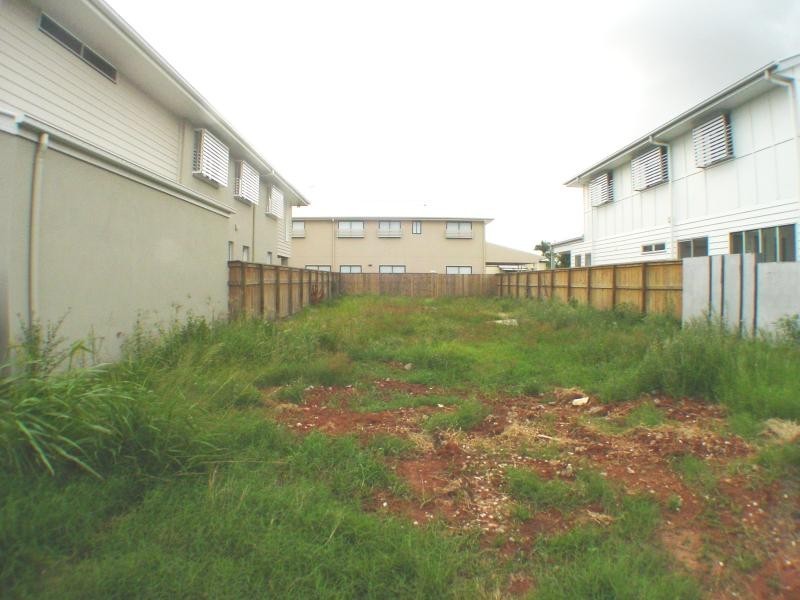 6 School  St, Hendra QLD 4011