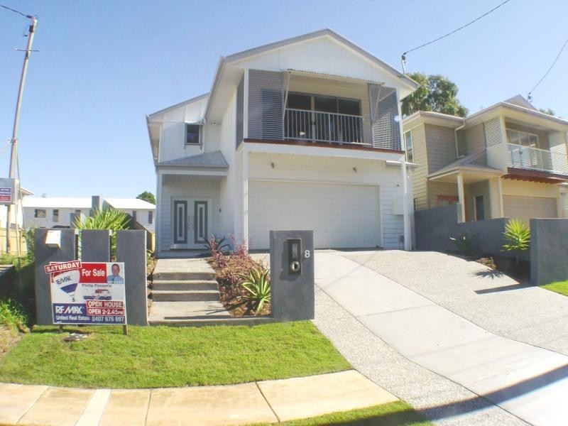 8 School  St, Hendra QLD 4011