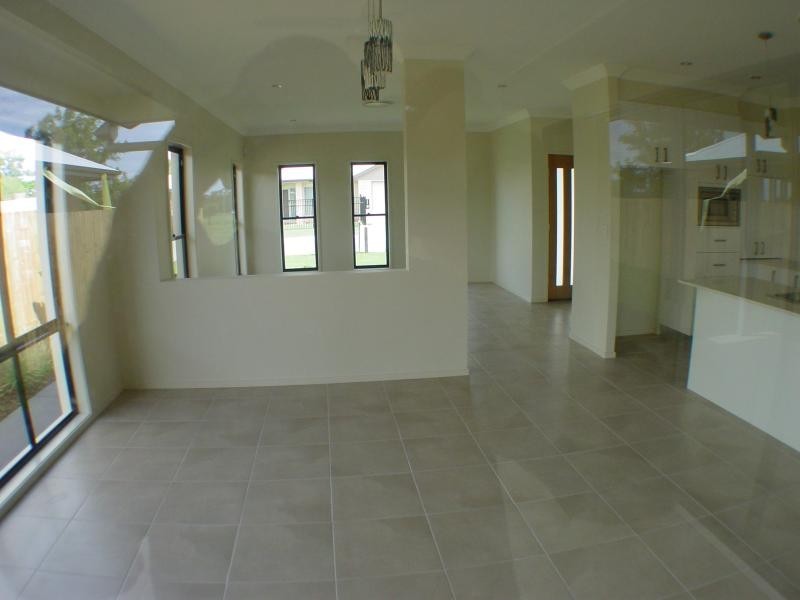 18 Vera  Pl, Tingalpa QLD 4173