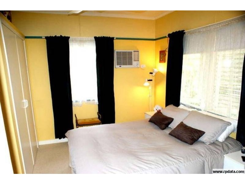 7 Somerfield St, Upper Mount Gravatt QLD 4122