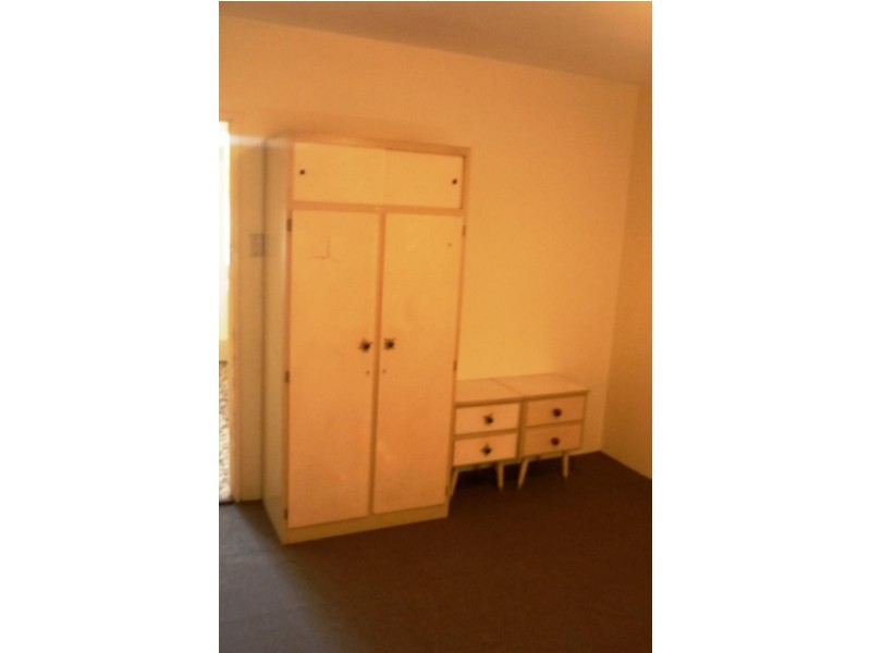 1127 Logan Rd, Holland Park QLD 4121