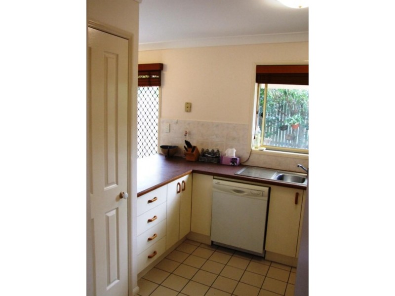 7/735 Cavendish Rd, Holland Park QLD 4121