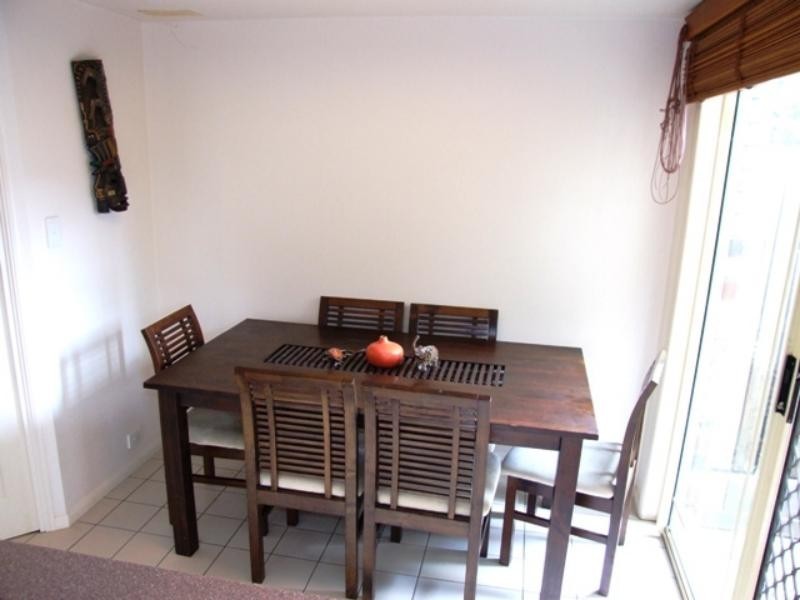 7/735 Cavendish Rd, Holland Park QLD 4121