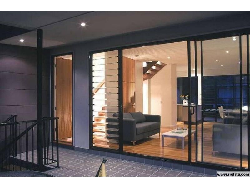 68 Dickson St, Morningside QLD 4170