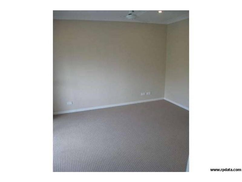 68 Dickson St, Morningside QLD 4170