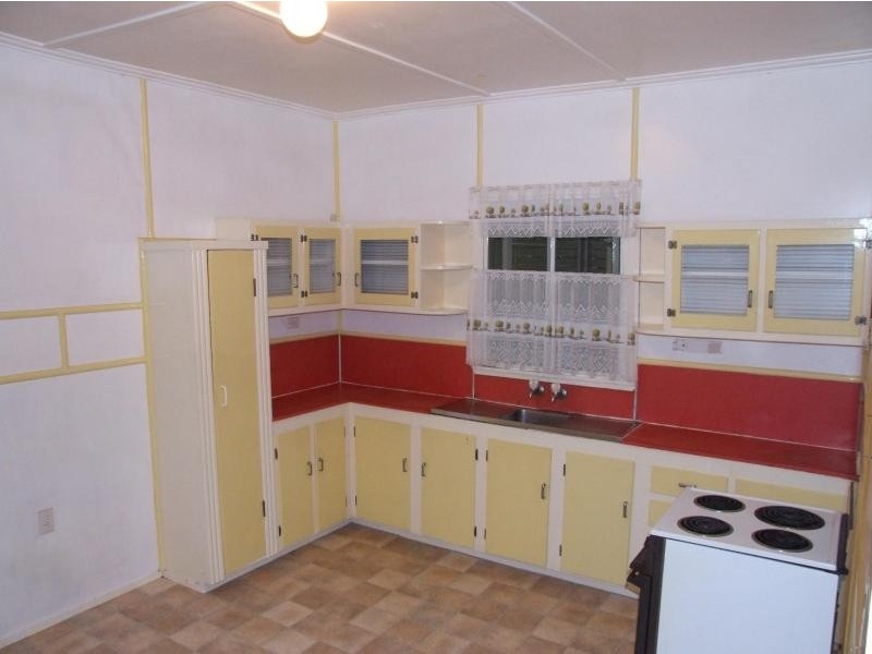 147 Sirius St, Coorparoo QLD 4151