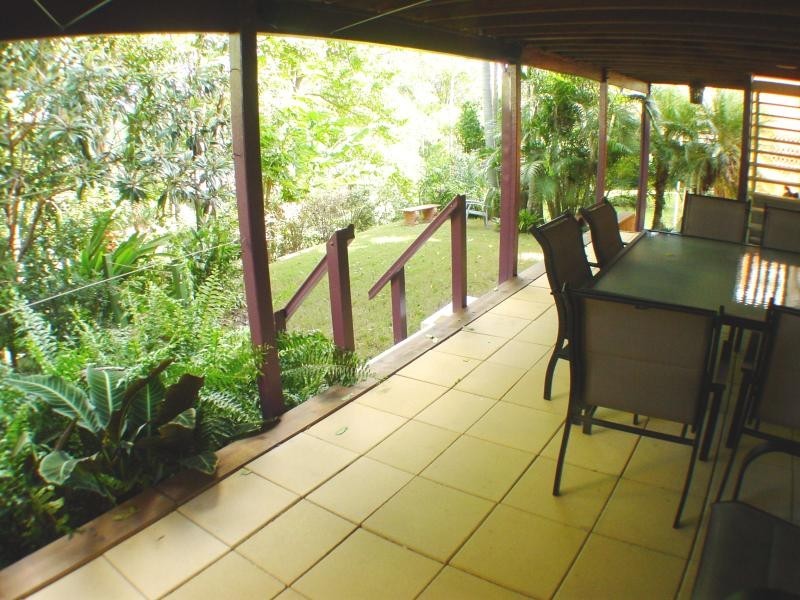 29 Kneale St, Holland Park West QLD 4121