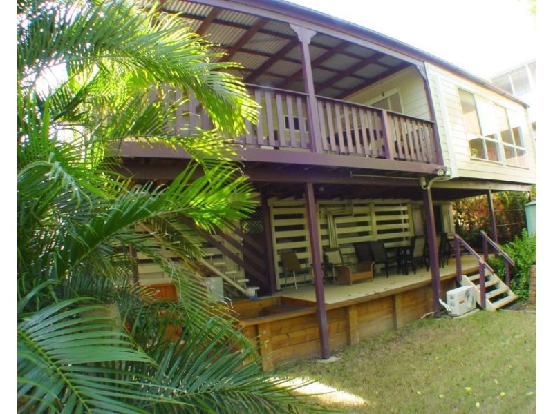 29 Kneale St, Holland Park West QLD 4121