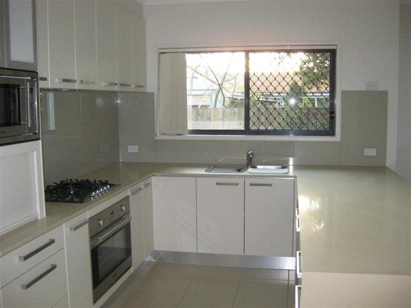 7/735 Cavendish Rd, Holland Park West QLD 4121
