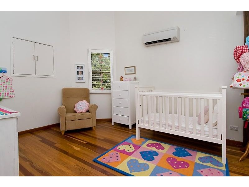 21 Cluden St, Holland Park QLD 4121