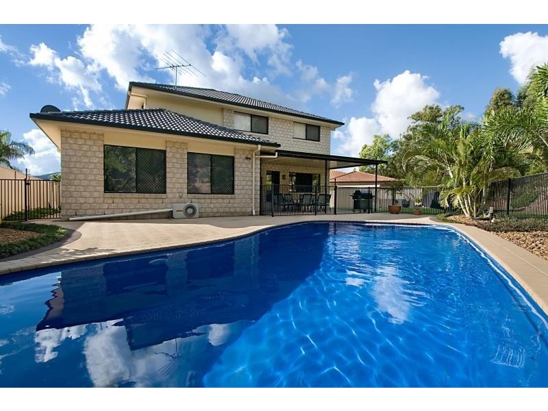9  Sandalwood  Cl, Mackenzie QLD 4156