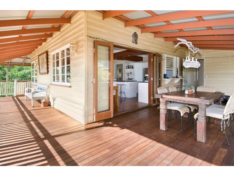 74 Boundary Rd, Camp Hill QLD 4152