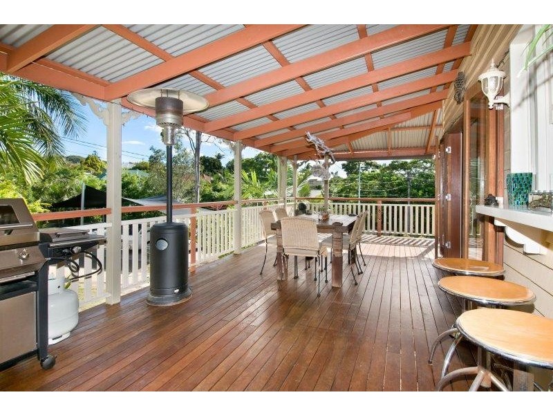 74 Boundary Rd, Camp Hill QLD 4152