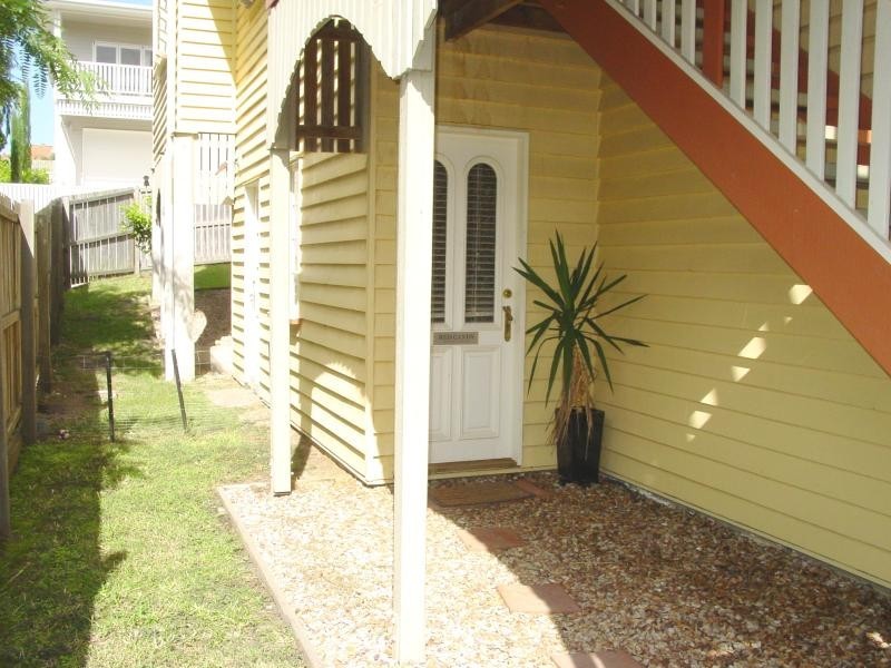 74 Boundary Rd, Camp Hill QLD 4152