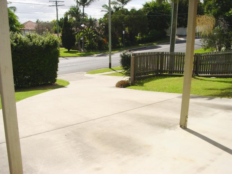 74 Boundary Rd, Camp Hill QLD 4152