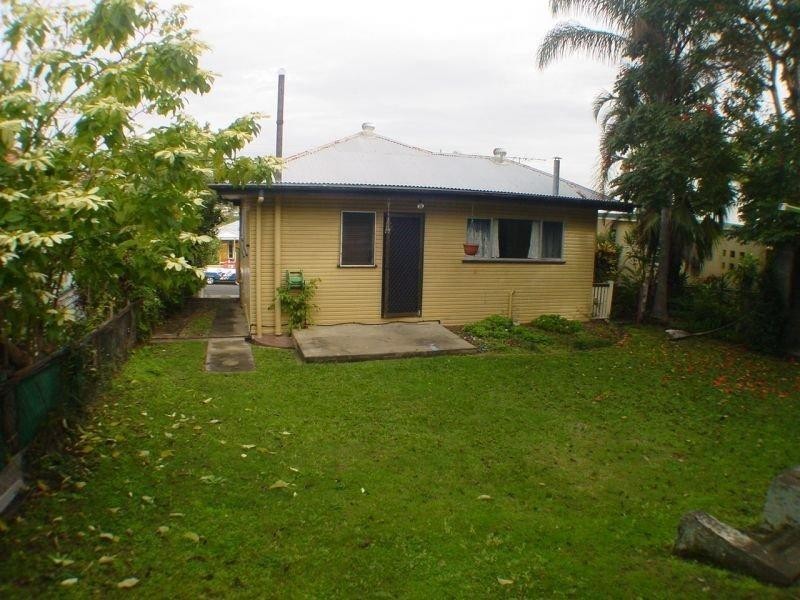 12  Durimbil  St, Camp Hill QLD 4152