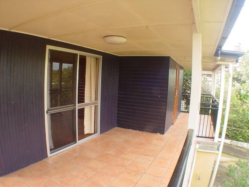12  Durimbil  St, Camp Hill QLD 4152