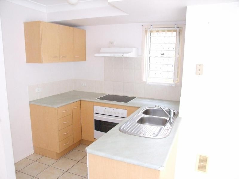 4/81 Anzac Rd, Carina QLD 4152