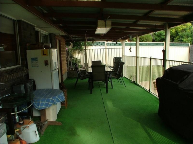 11 Narran St, Riverhills QLD 4074