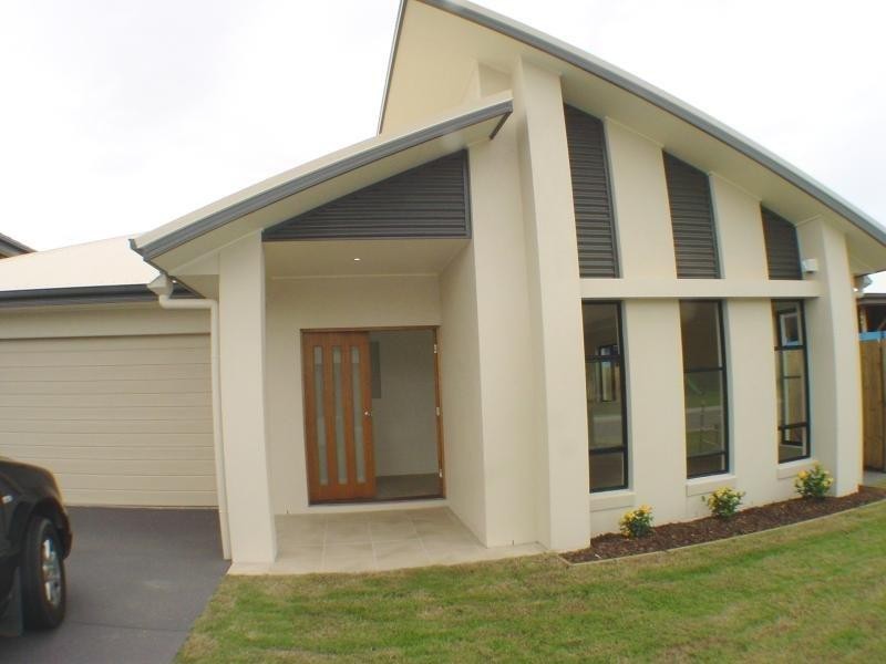 2/60 Cambridge St, Carina Heights QLD 4152