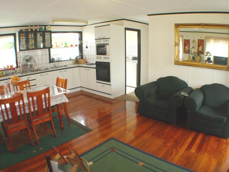 60 Barkoola  St, Upper Mount Gravatt QLD 4122
