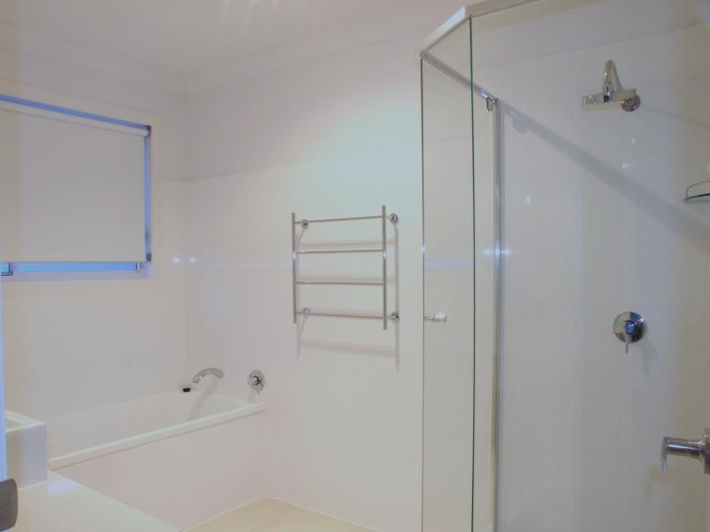 51 Kempsie Rd, Upper Mount Gravatt QLD 4122