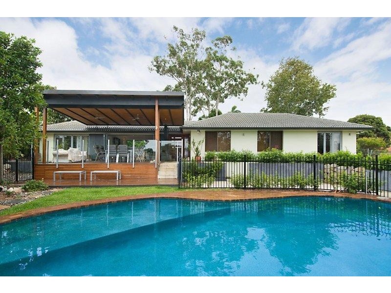 10 Moraunt  St, Carindale QLD 4152