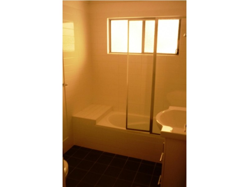 4/115 Hansen St, Moorooka QLD 4105