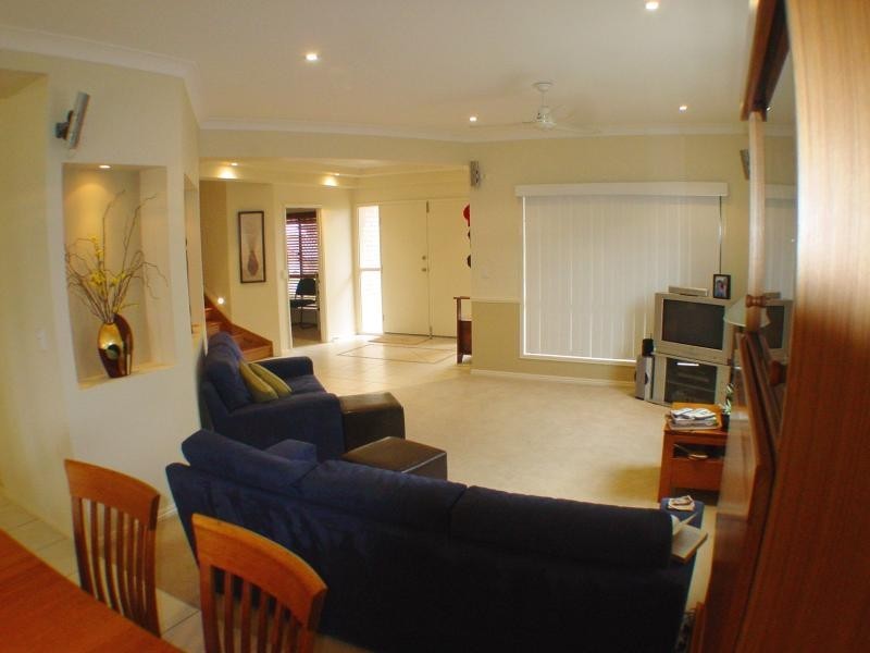 18 Rivergum  Pl, Mackenzie QLD 4156