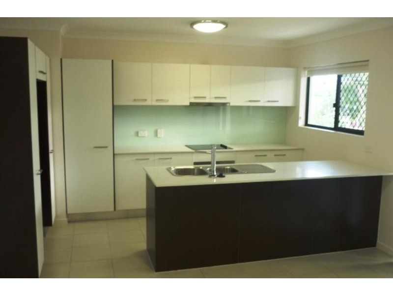 58 Burrai St, Morningside QLD 4170