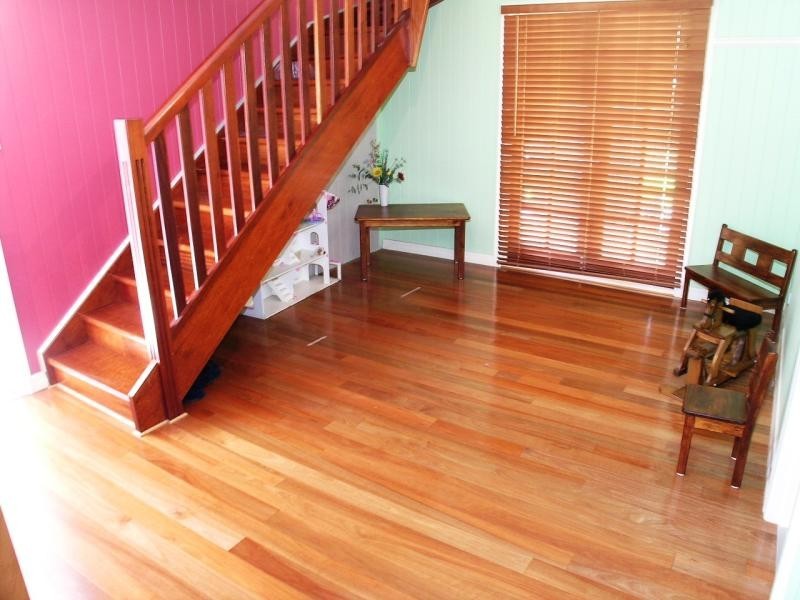 38 Gordon St, Greenslopes QLD 4120