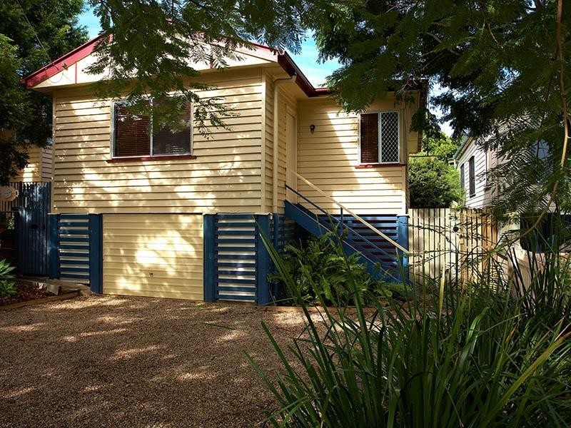 21 Paris  Ave, Morningside QLD 4170