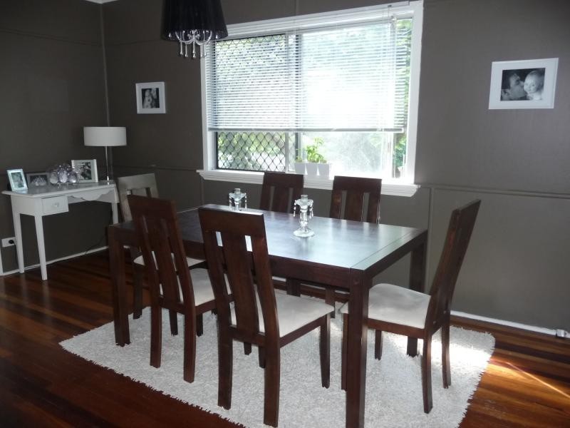 21 Paris  Ave, Morningside QLD 4170