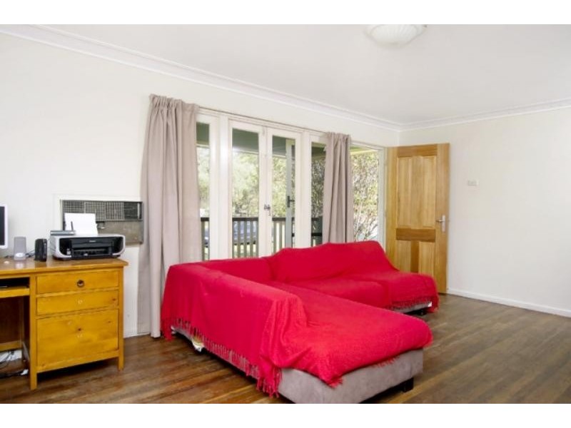 406 Richmond Rd, Cannon Hill QLD 4170