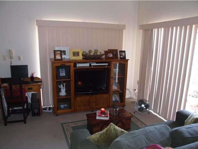 2/265 Old Cleveland  Rd, Coorparoo QLD 4151