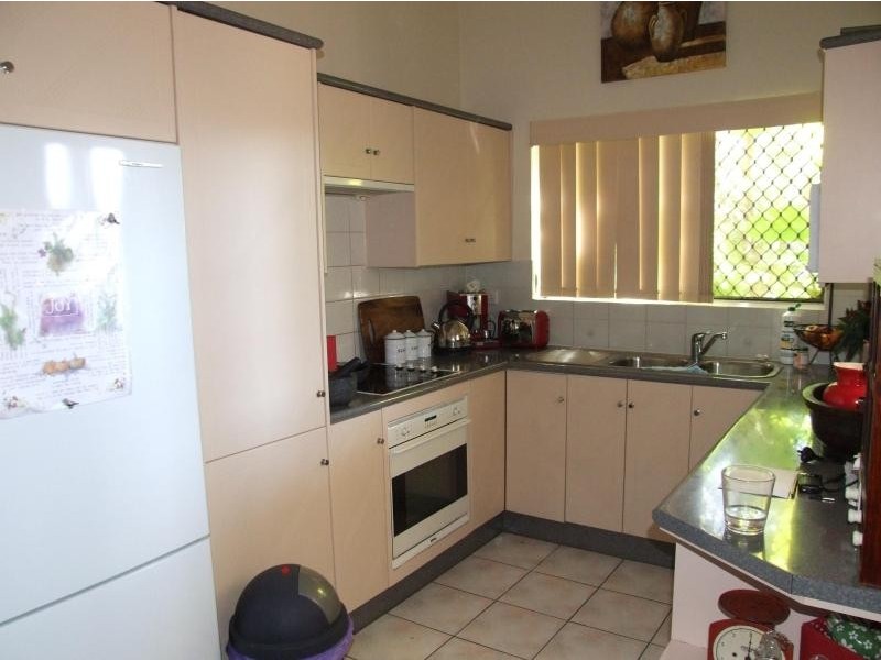 2/265 Old Cleveland  Rd, Coorparoo QLD 4151