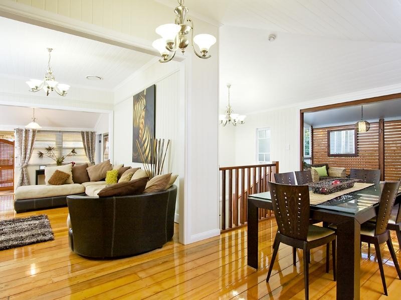 29 Morehead Ave, Norman Park QLD 4170