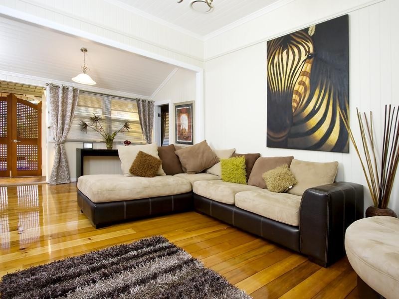 29 Morehead Ave, Norman Park QLD 4170