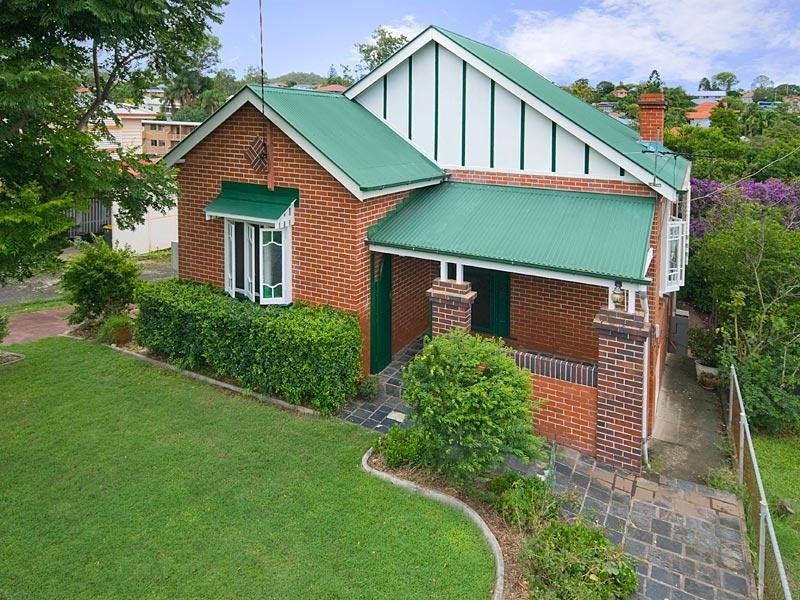 33 Albert St, Camp Hill QLD 4152